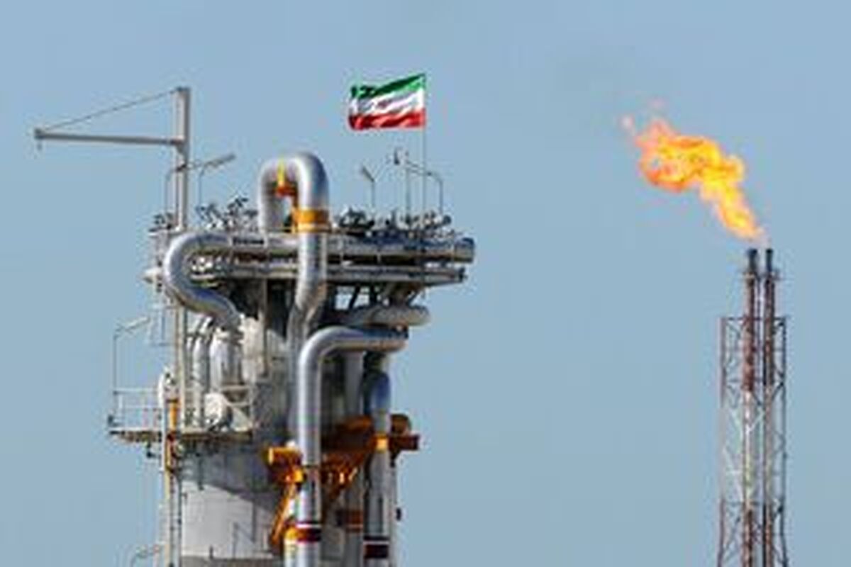 اعتراف آمریکاییها به جهش صادرات نفت ایران/ ۴۶۵ تحریمی که بیاثر ماند