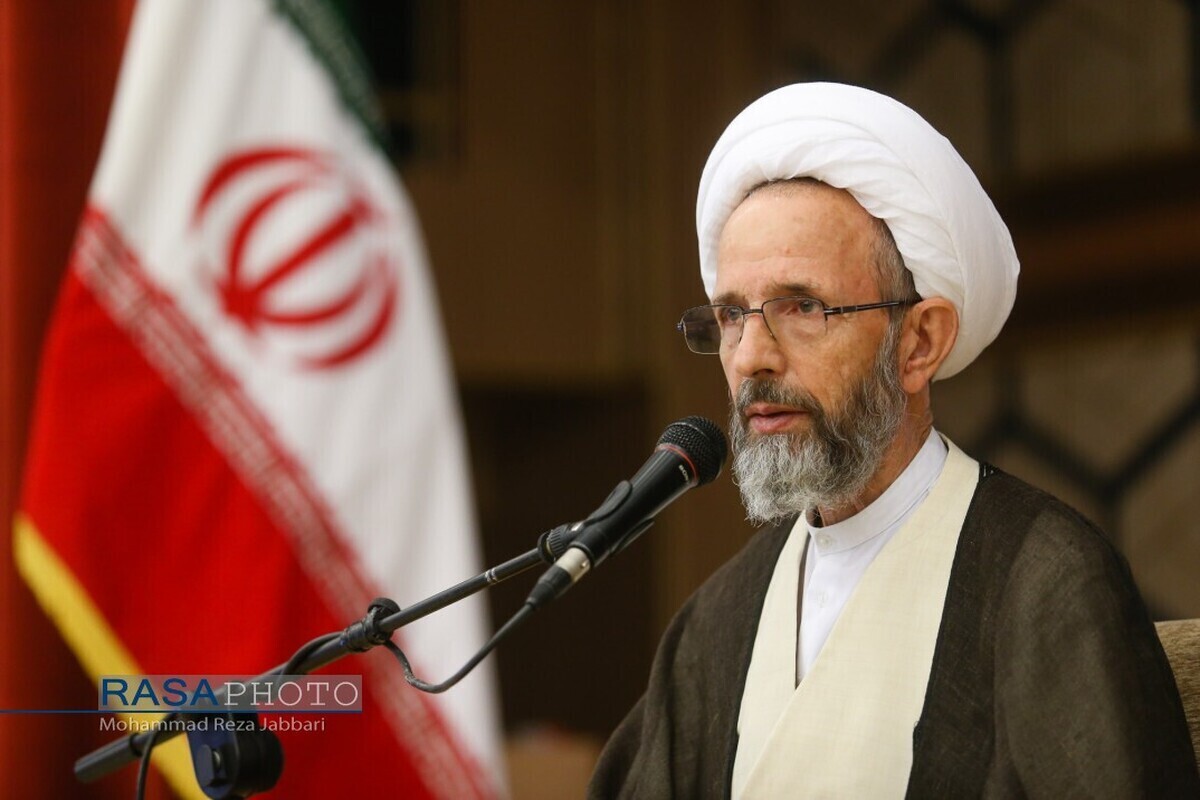 لزوم نگاه تحولی و تمدنی حوزویان به منشور «حوزه سرآمد و پیشرو»
