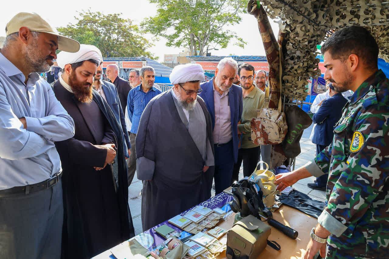 امام جمعه از توانمندی‌های دفاعی و فرهنگی بازدید کرد