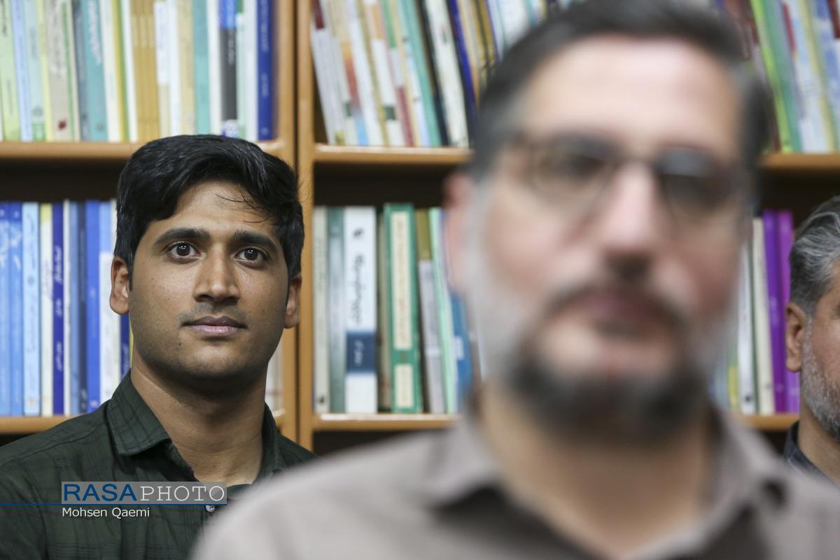 ضرورت بازتعریف بنیادین «خبر» در عصر رسانههای نوین ضرورت بازتعریف بنیادین «خبر» در عصر رسانههای نوین