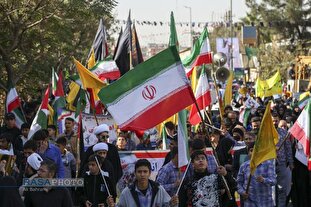 راهپیمایی یوم الله ۱۳ آبان در قم