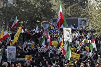 حماسه آفرینی مردم قم در یوم الله 13 آبان