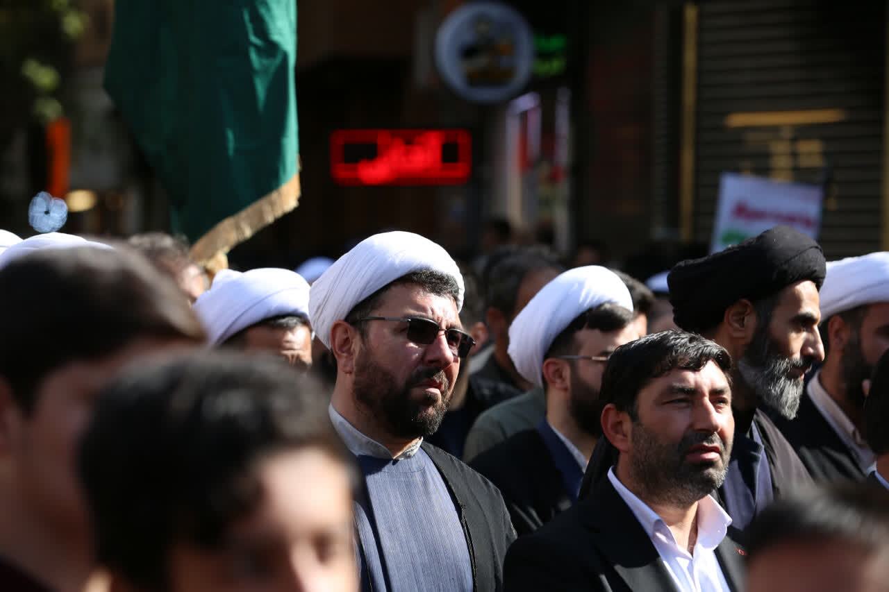 در حال بروز رسانی آمادهایم پاسخ دندانشکن به هر تهدید استکباری بدهیم+ عکس در حال بروز رسانی آمادهایم پاسخ دندانشکن به هر تهدید استکباری بدهیم+ عکس