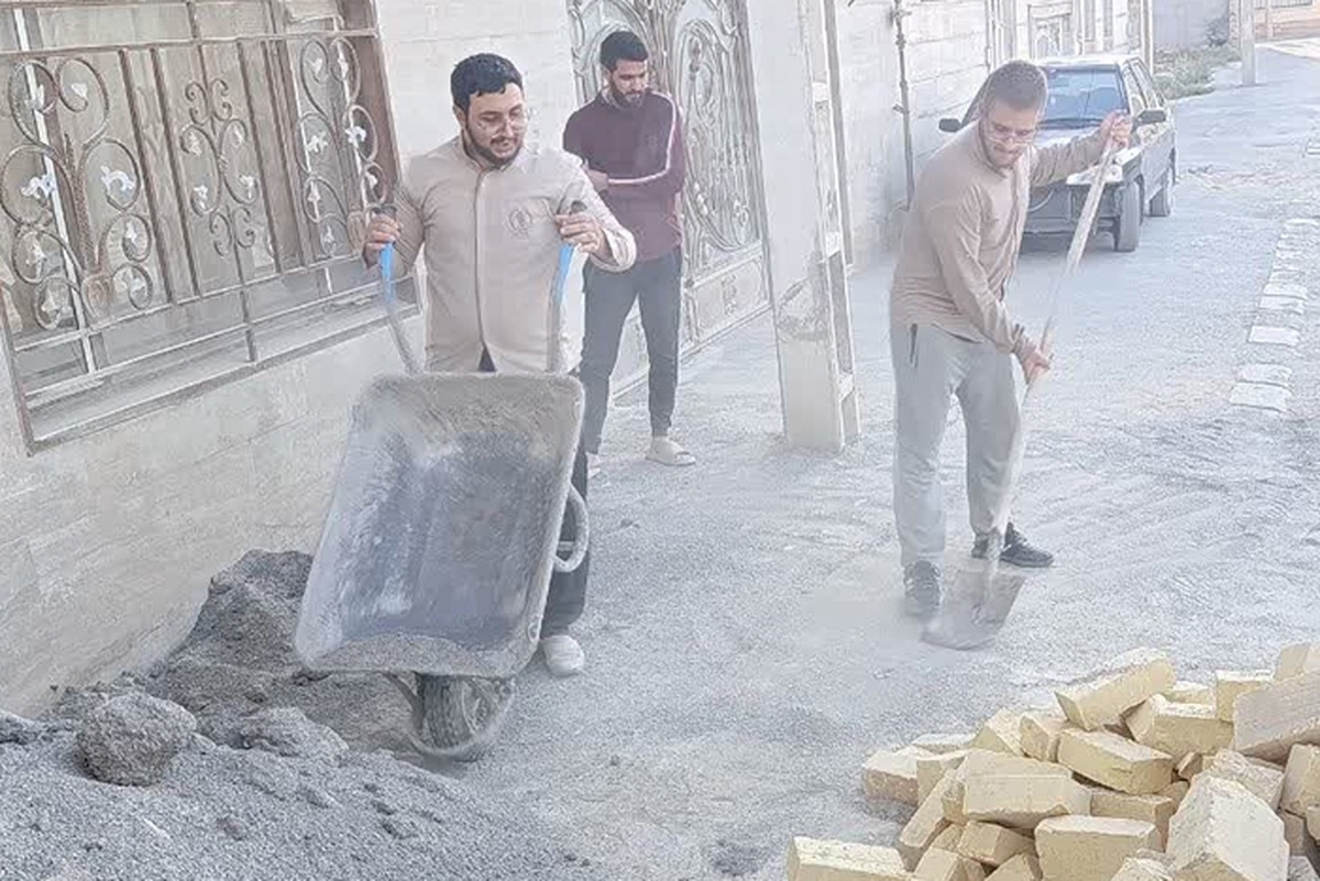 طلایه‌داران خدمت؛ روایت اردوی جهادی طلاب خمین