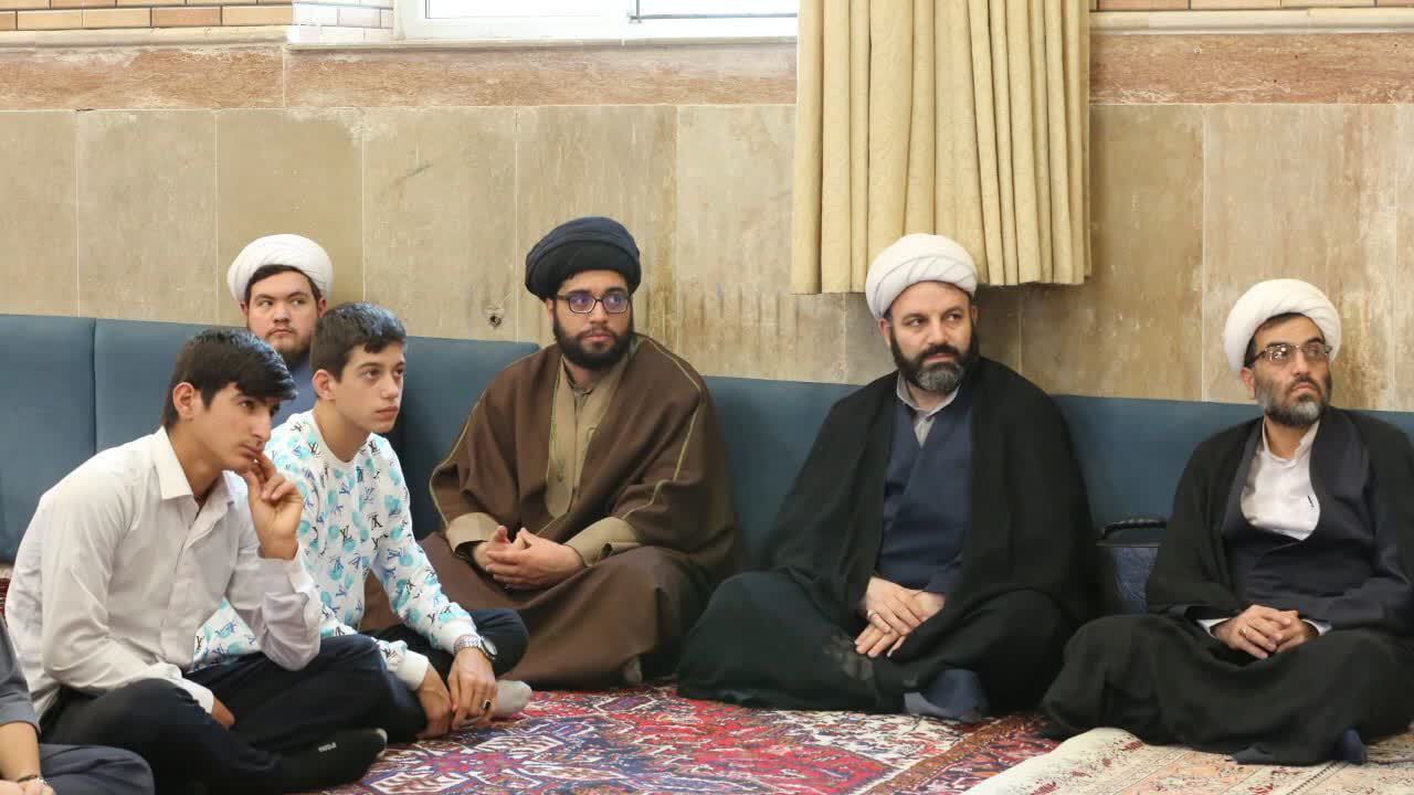 گام میدانی دفتر امور نخبگان برای تقویت حمایت‌ها از استعدادهای برتر حوزه در آذربایجان شرقی+ تصاویر