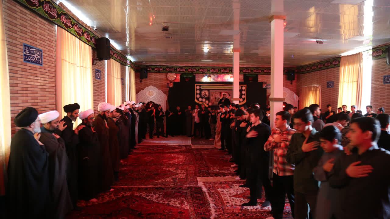 برگزاری آیین باشکوه ایام فاطمیه در حوزه علمیه امیرالمؤمنین+ تصاویر