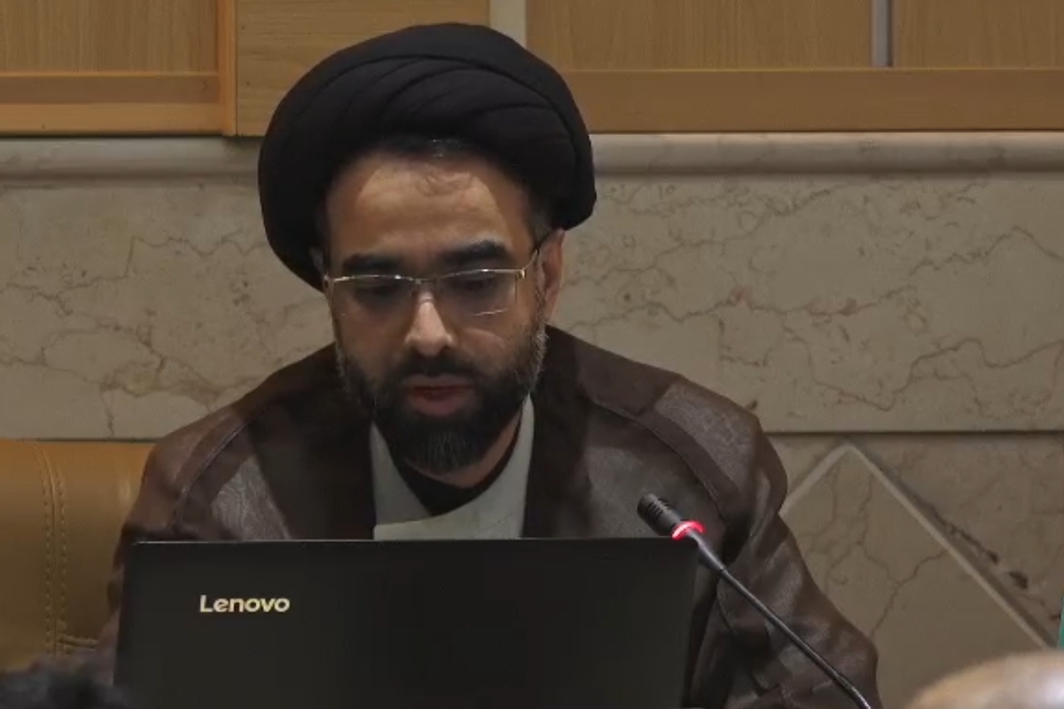 لزوم حمایت همه‌جانبه از رهبر معظم انقلاب