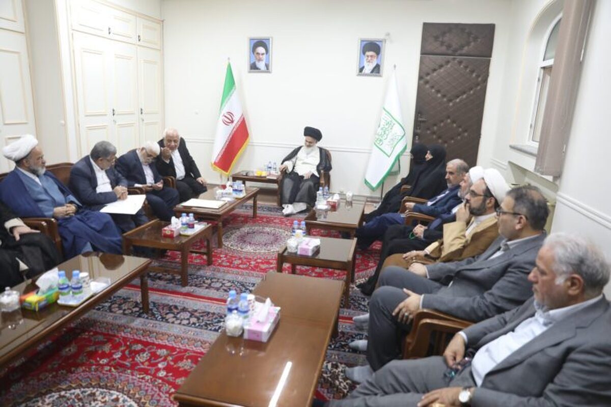 ملت ایران با همه تفاوت‌ها پای کشور ایستاده‌اند