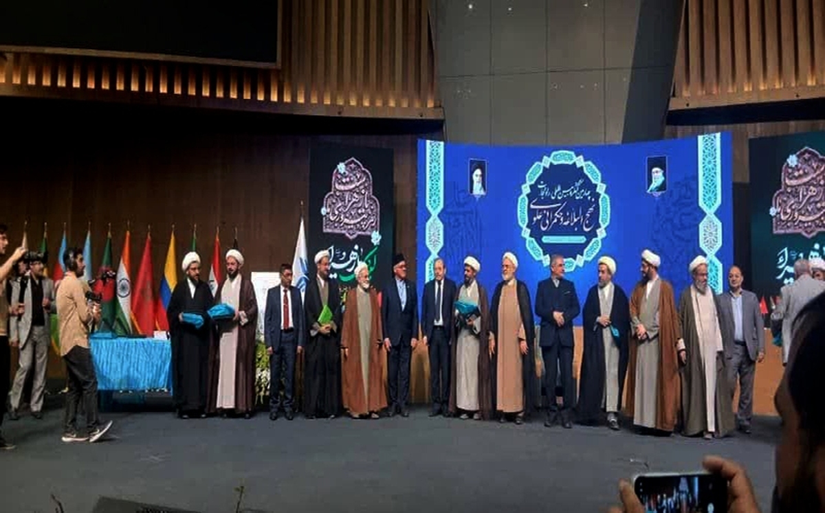 مؤسسه امیرالمومنین کاشان مؤسسه برتر در حوزه نهج‌البلاغه معرفی شد