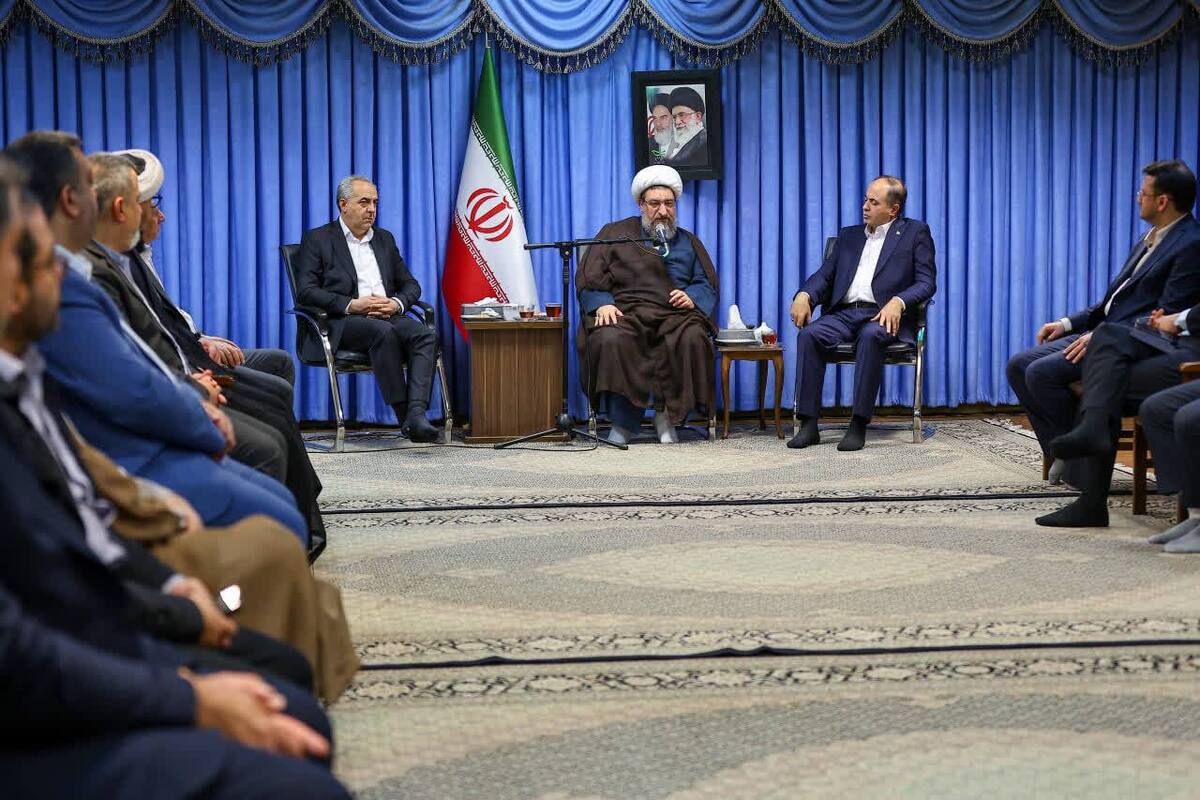 تأمین قوت مردم از خطوط قرمز الهی است