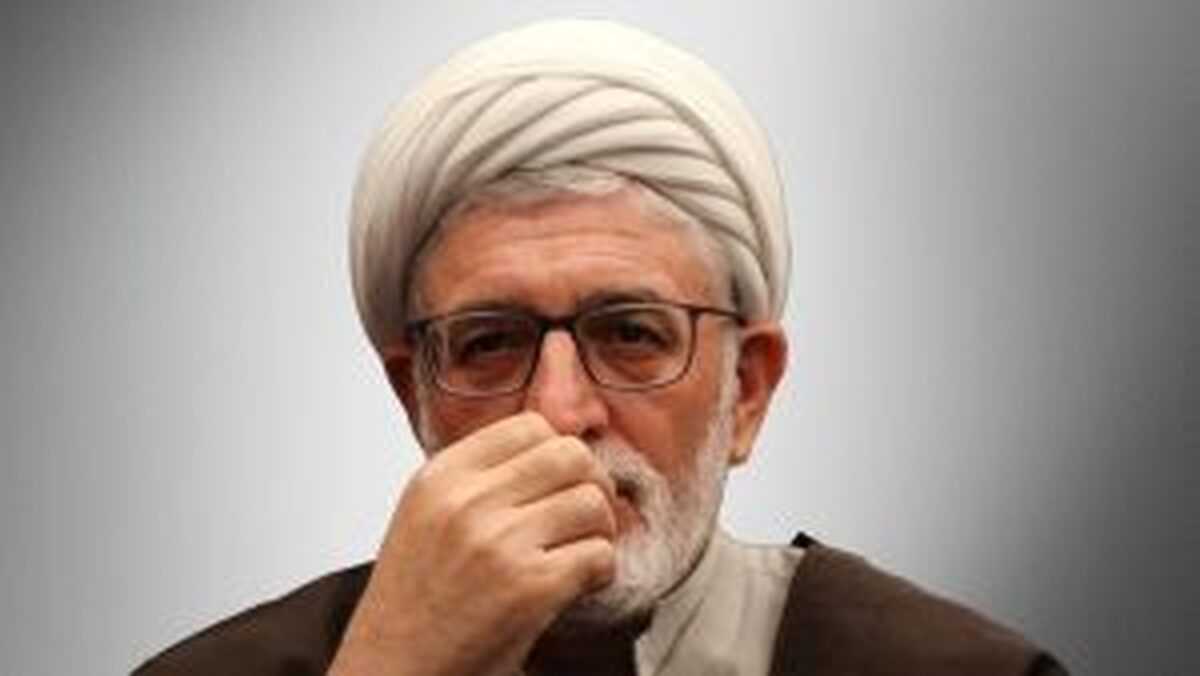 فیرحی و اومانیسم؛ از خلافت الهی تا محوریت انسان