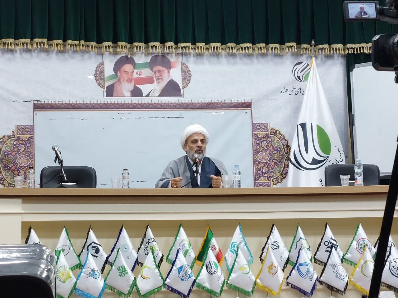 نشست هم اندیشی علمی«ابعاد نظریه اجتماعی علامه طباطبایی برگزار شد نشست هم اندیشی علمی«ابعاد نظریه اجتماعی علامه طباطبایی برگزار شد