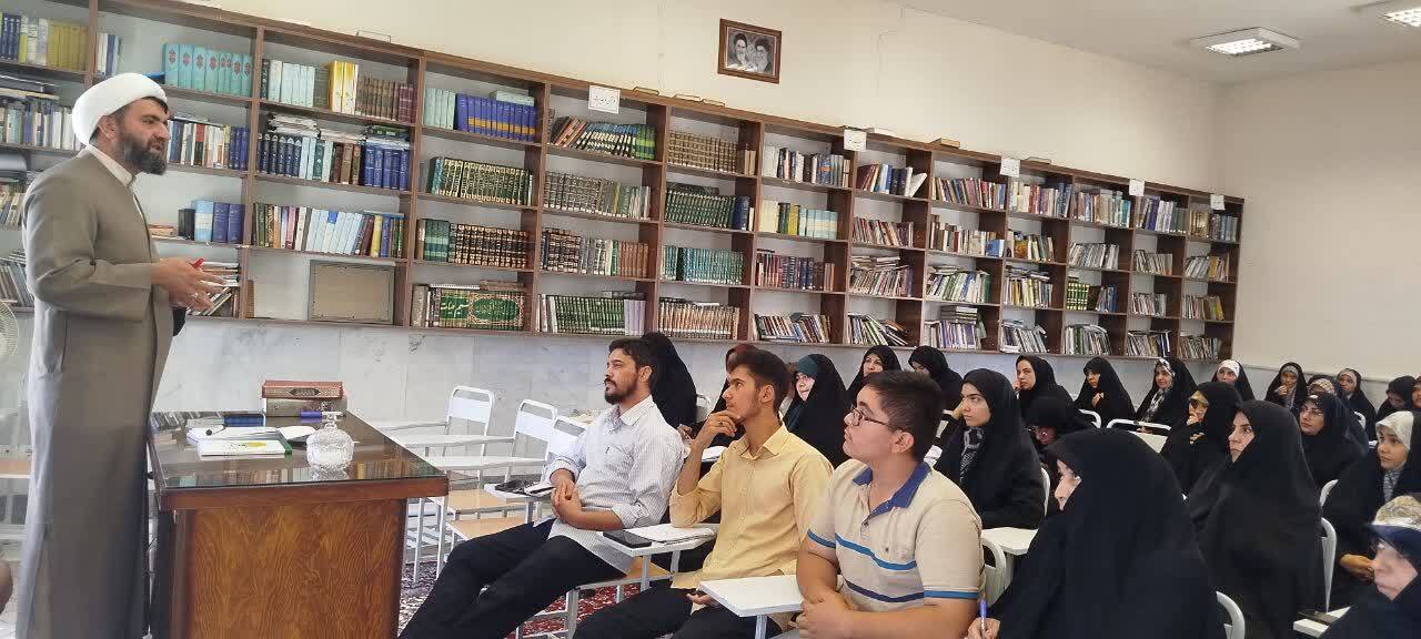 برگزاری دوره تخصصی سبک زندگی مهدوی در بناب با حضور حجتالاسلام عابدی + تصاویر برگزاری دوره تخصصی سبک زندگی مهدوی در بناب با حضور حجتالاسلام عابدی + تصاویر