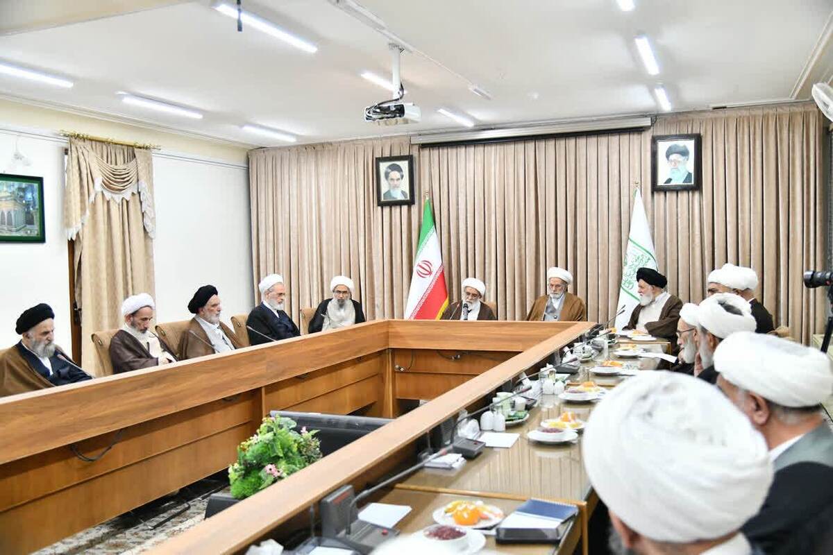 دیدار اعضای شورای عالی حوزه خراسان با شورای عالی حوزه‌های علمیه در قم + عکس
