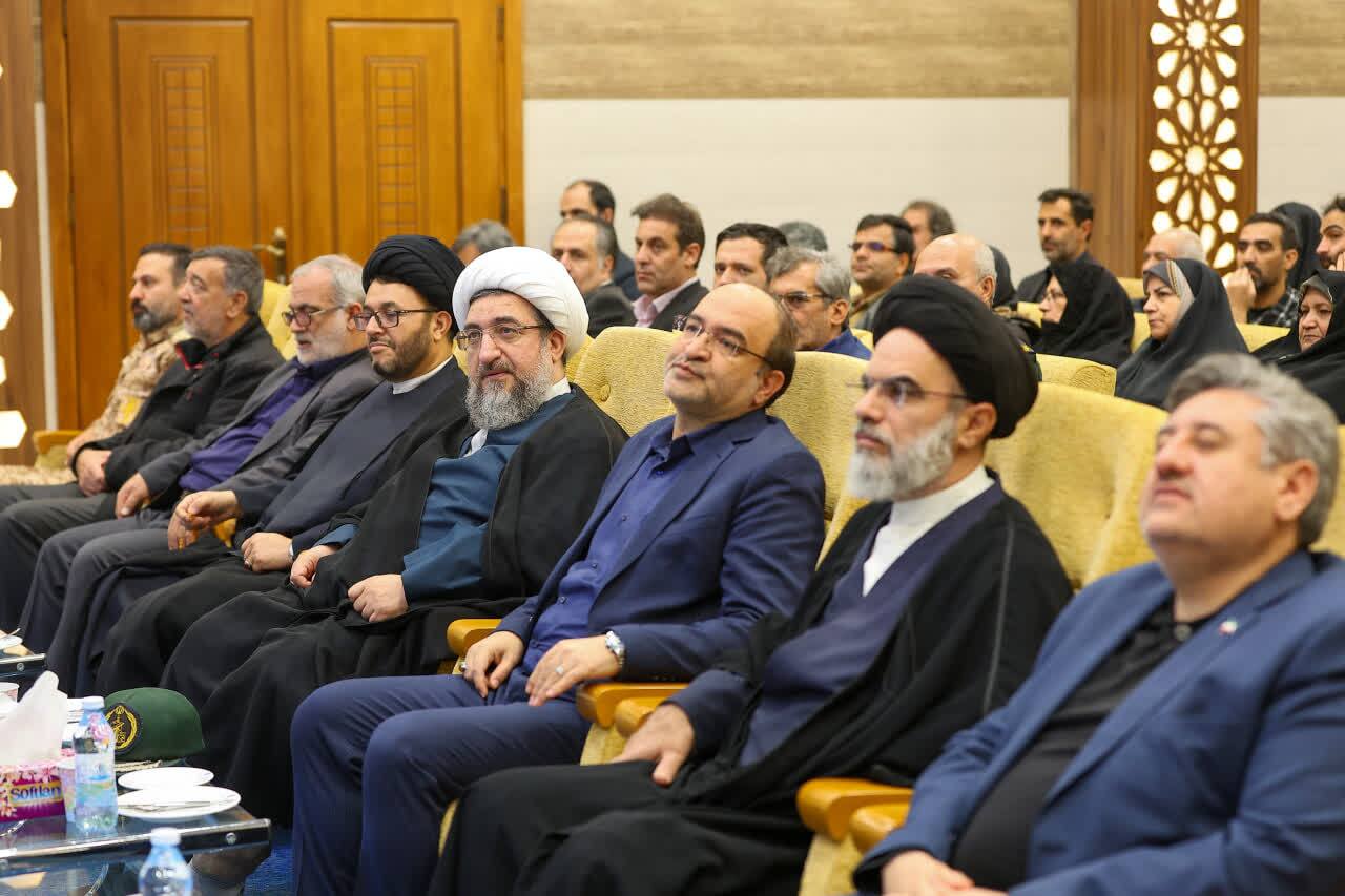 حضور امام جمعه تبریز در مراسم پاسداشت نقش‌آفرینی بانوان قهرمان+ تصاویر