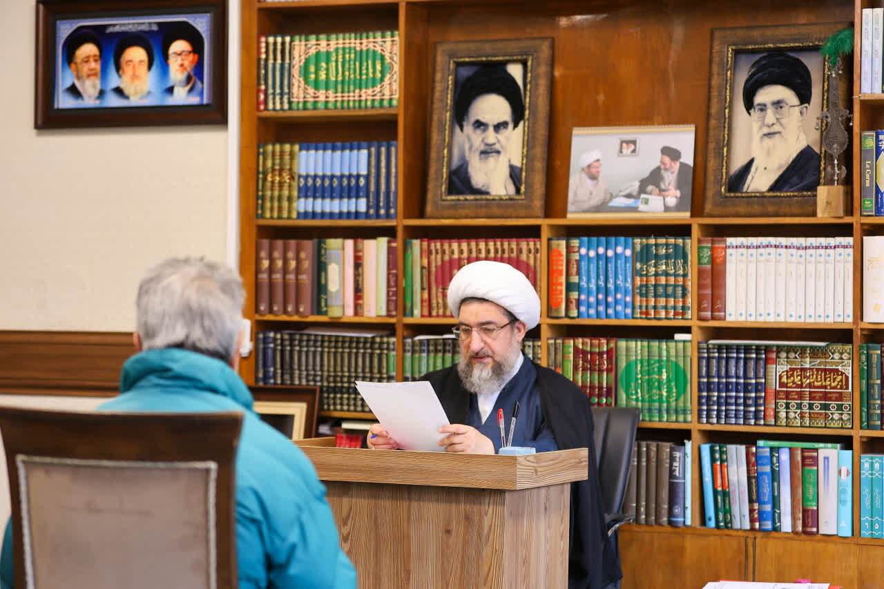 دیدار هفتگی نماینده ولی‌فقیه با اقشار مختلف مردم در تبریز