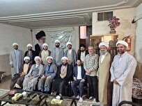 نشست سرگروه‌های جهادی مدارس علمیه کاشان با مدیر گروه‌های جهادی حوزه