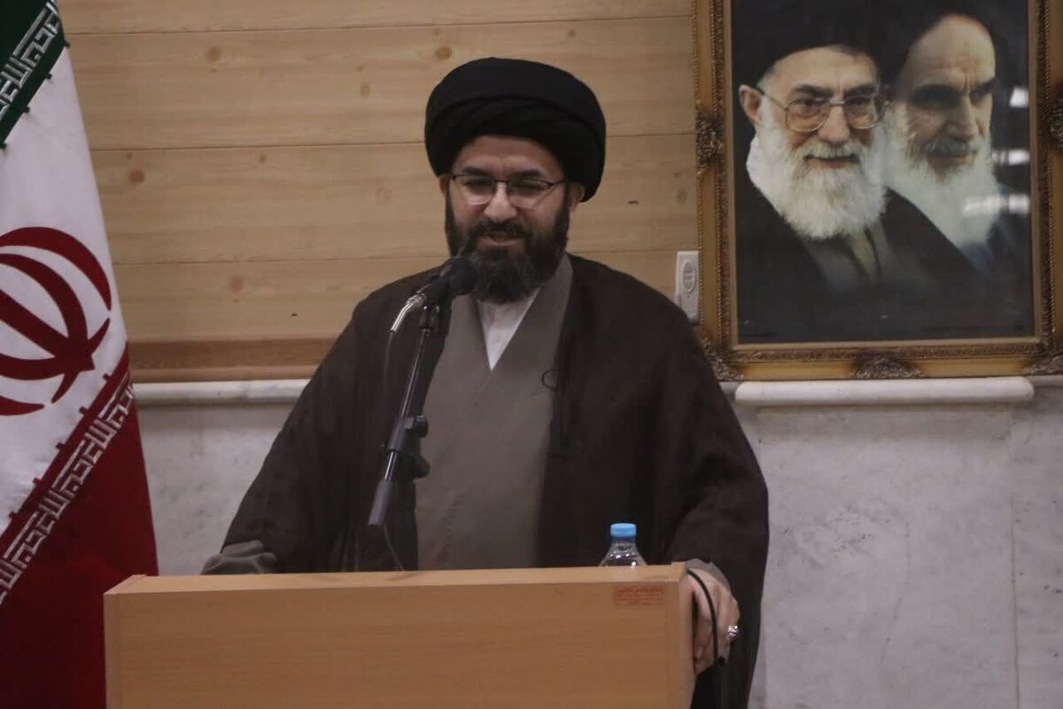 جوانان بسیجی حضور خود را در مساجد دائمی کنند