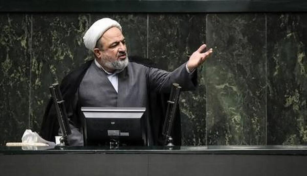 شعار «مرگ بر فریدون» در صحن مجلس / موج انتقاد از سخنان اخیر روحانی/م شعار «مرگ بر فریدون» در صحن مجلس / موج انتقاد از سخنان اخیر روحانی/م