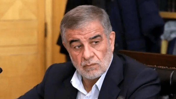 شعار «مرگ بر فریدون» در صحن مجلس / موج انتقاد از سخنان اخیر روحانی/م شعار «مرگ بر فریدون» در صحن مجلس / موج انتقاد از سخنان اخیر روحانی/م