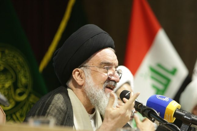 گزارشی از اختتامیه کنگره علامه میرزای نائینی گزارشی از اختتامیه کنگره علامه میرزای نائینی