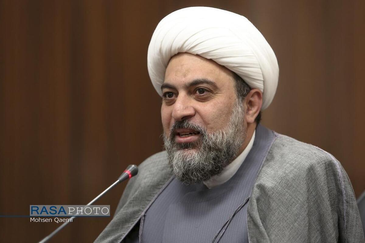 حوزه‌های علمیه در گذار از نسل Z به نسل آلفا؛ / آینده تربیت طلاب در عصر هوش مصنوعی