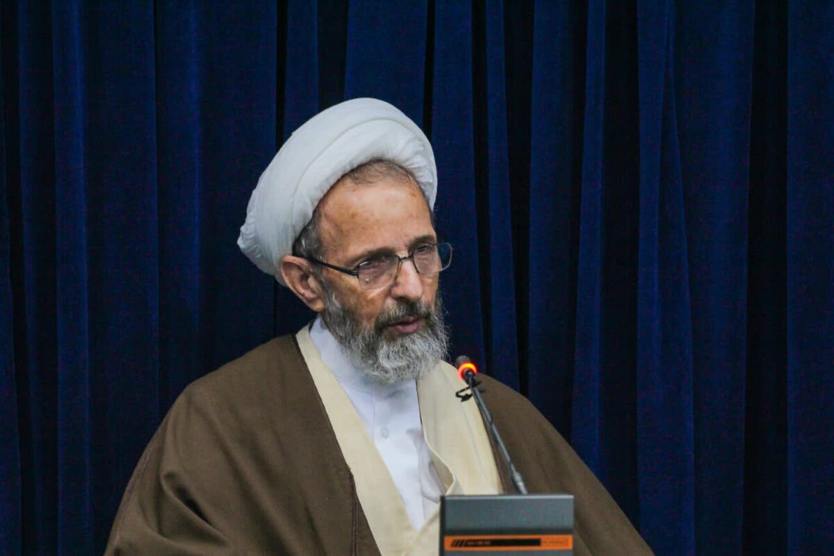 حرم‌ها گوهرهای هویت‌ساز تمدن اسلامی‌اند/ ضرورت شبکه‌سازی جوانان و پیوند آستان‌ها با دانشگاه‌ها