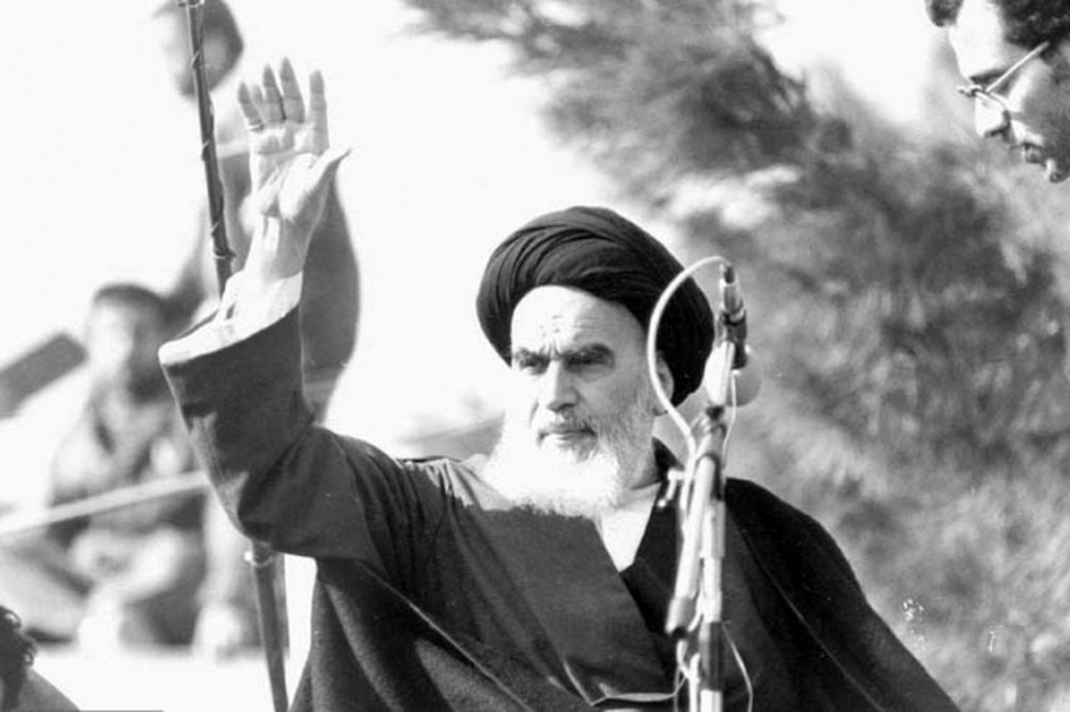 اصل ولایت فقیه، میراث الهی و علمای مجاهد