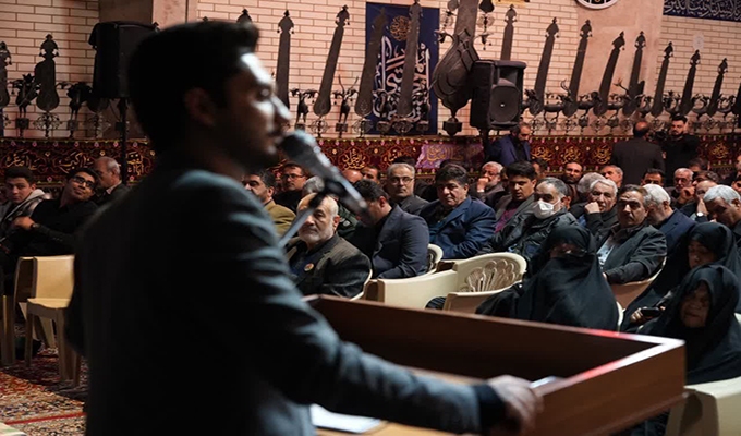 رونمایی از کُمیک موشن «پای کار انقلاب» در کاشان رونمایی از کُمیک موشن «پای کار انقلاب» در کاشان