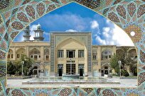 جامعه نسبت به مسمومیت‌های فرهنگی دشمن آگاه باشد