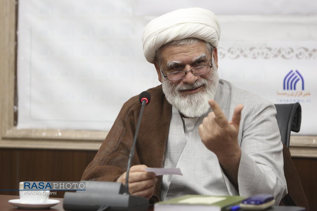 آیتالله یزدی فقیهی با موضعگیری مستقل در بحرانها بود آیتالله یزدی فقیهی با موضعگیری مستقل در بحرانها بود