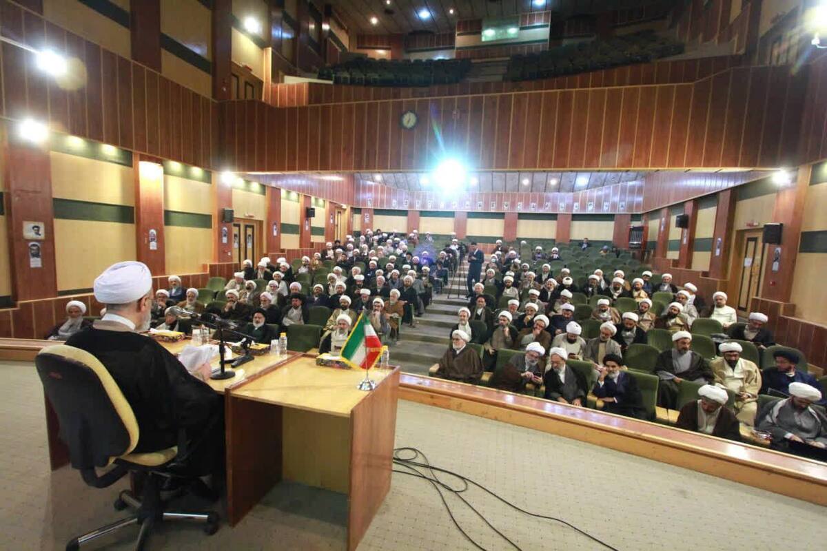 از بیان دغدغه‌های معیشتی طلاب تا تبیین ۱۲ هویت بنیادین حوزه‌های علمیه