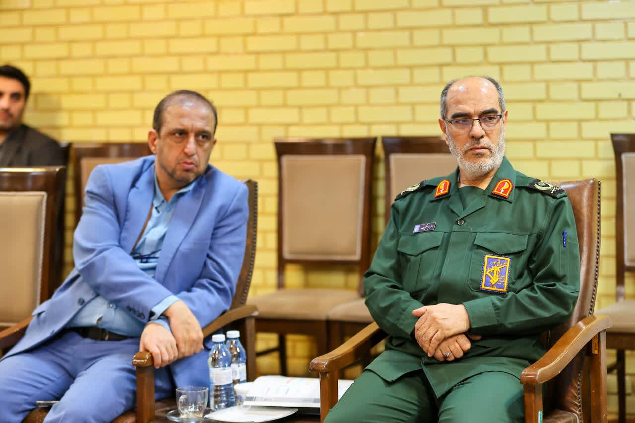 تأکید نماینده ولی فقیه آذربایجان شرقی بر سامان دهی نوجوانان+ تصاویر