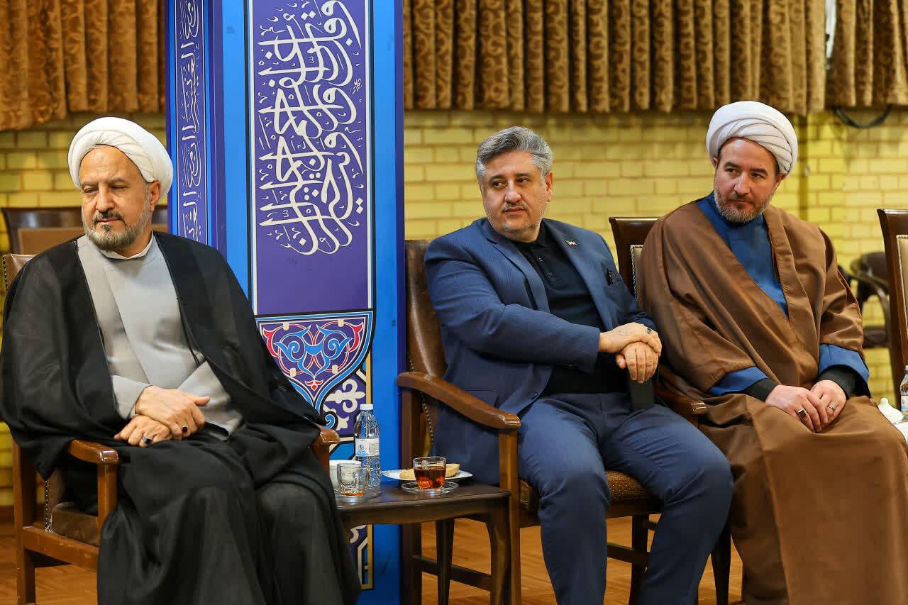 تأکید نماینده ولی فقیه آذربایجان شرقی بر سامان دهی نوجوانان+ تصاویر