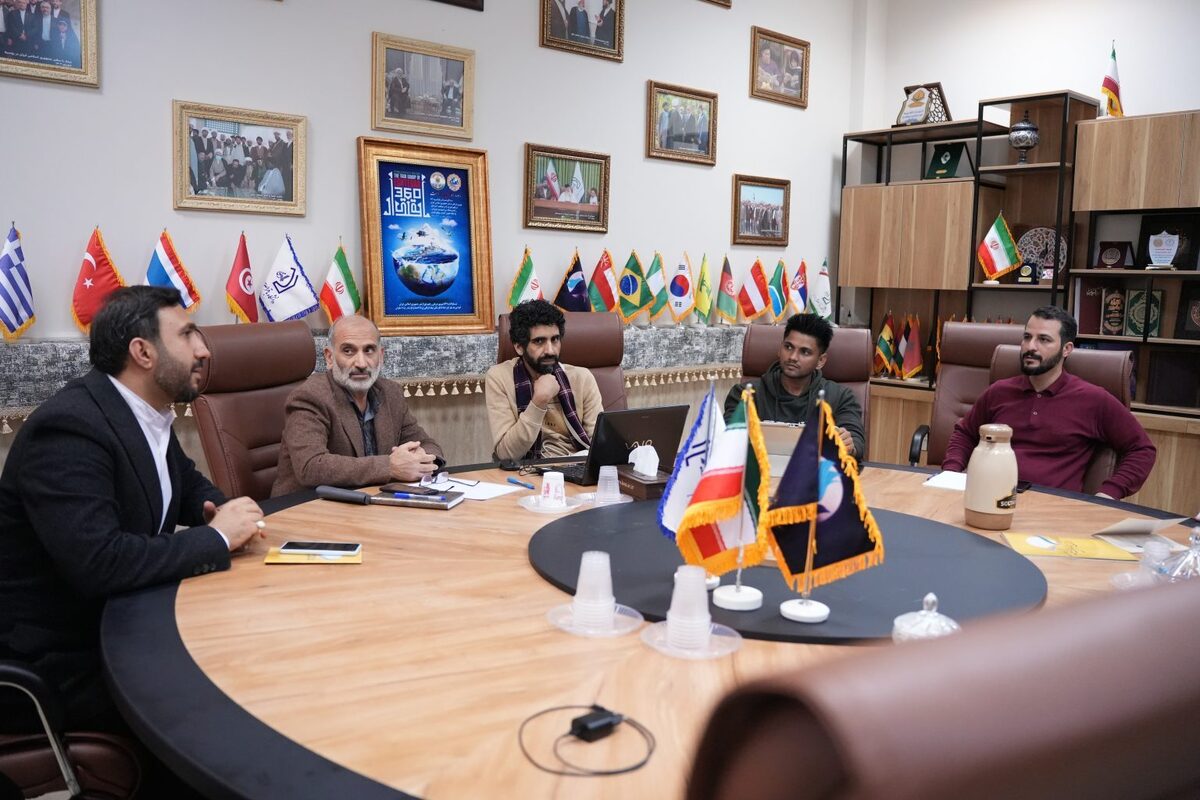 برنامه هسته‌ای ایران و اندیشه امام خمینی محورهای فرصت مطالعاتی دانشجویان دکتری از هند