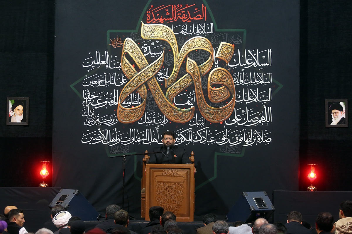 گزارشی از شب شهادت حضرت زهرا در حرم کریمه اهل‌بیت