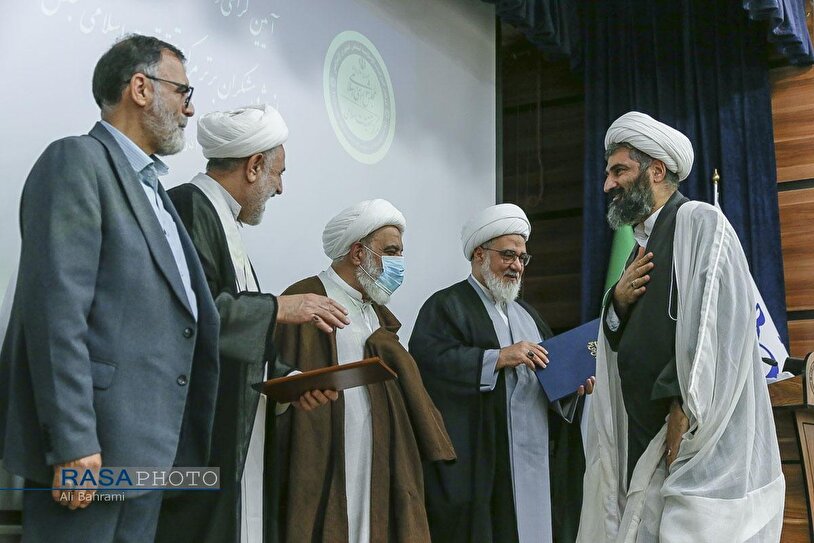 مراسم تجلیل از پژوهشگران مرکز تحقیقات مجلس شورای اسلامی