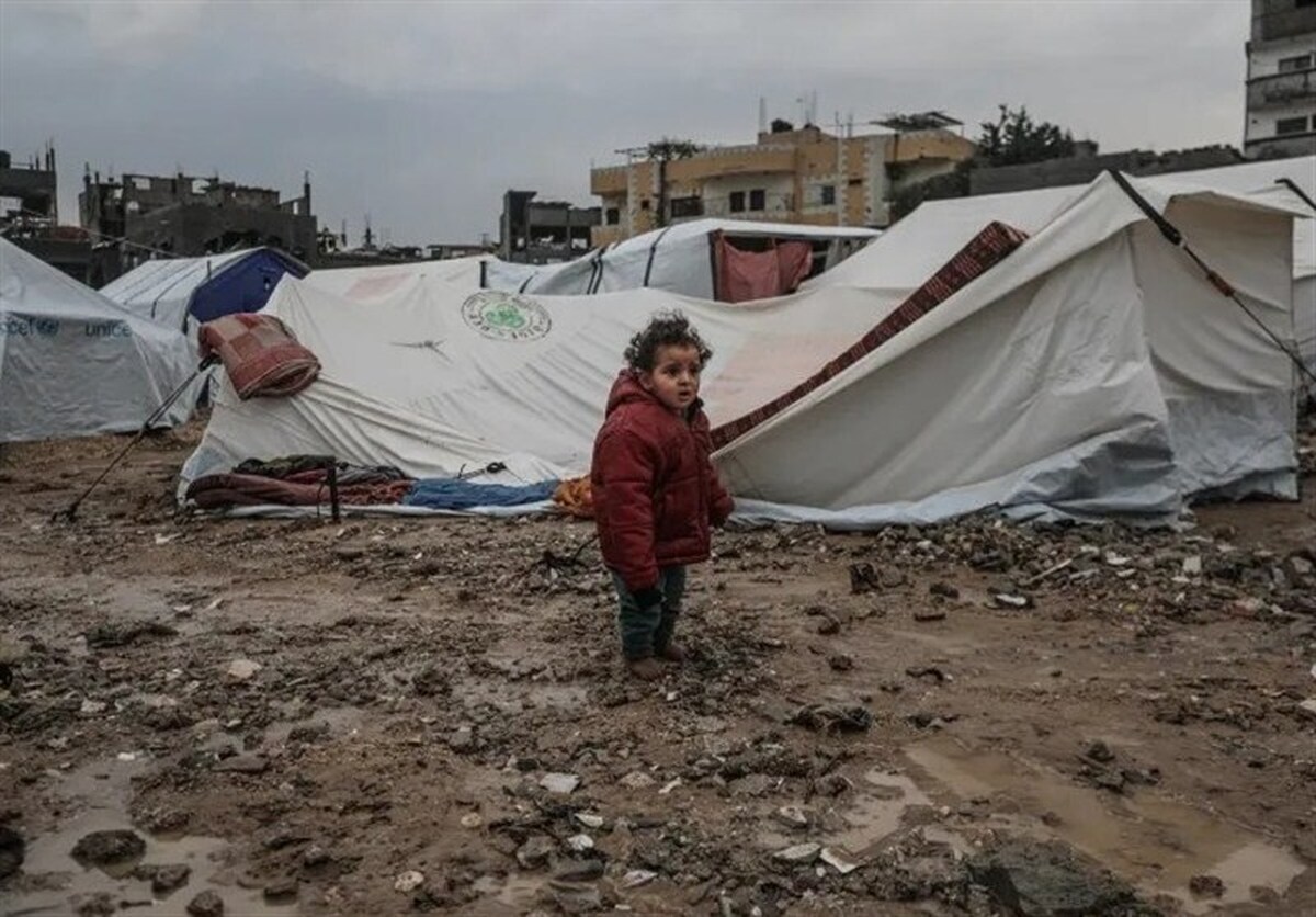 سرما و طوفان بلای جان ساکنان غزه در چادرهای فرسوده