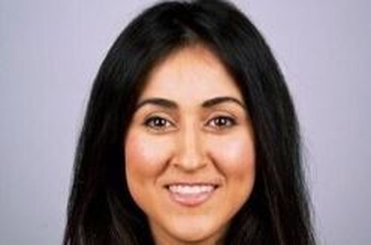 زن ایرانی در دفترچه تلفن نفتالی بنت کیست؟+ تصاویر