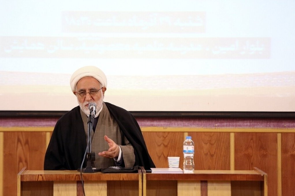 مسجد؛ قلب تپنده تربیت دینی و محور مقابله با جنگ شناختی