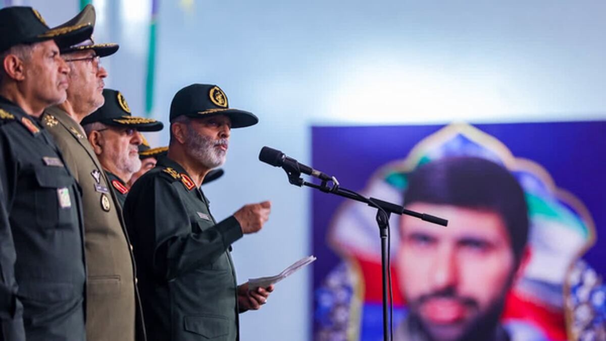 ترور یهودیان برای القای یهودی‌ستیزی است/ ارتش با سپاه پیوند برادرانه دارد