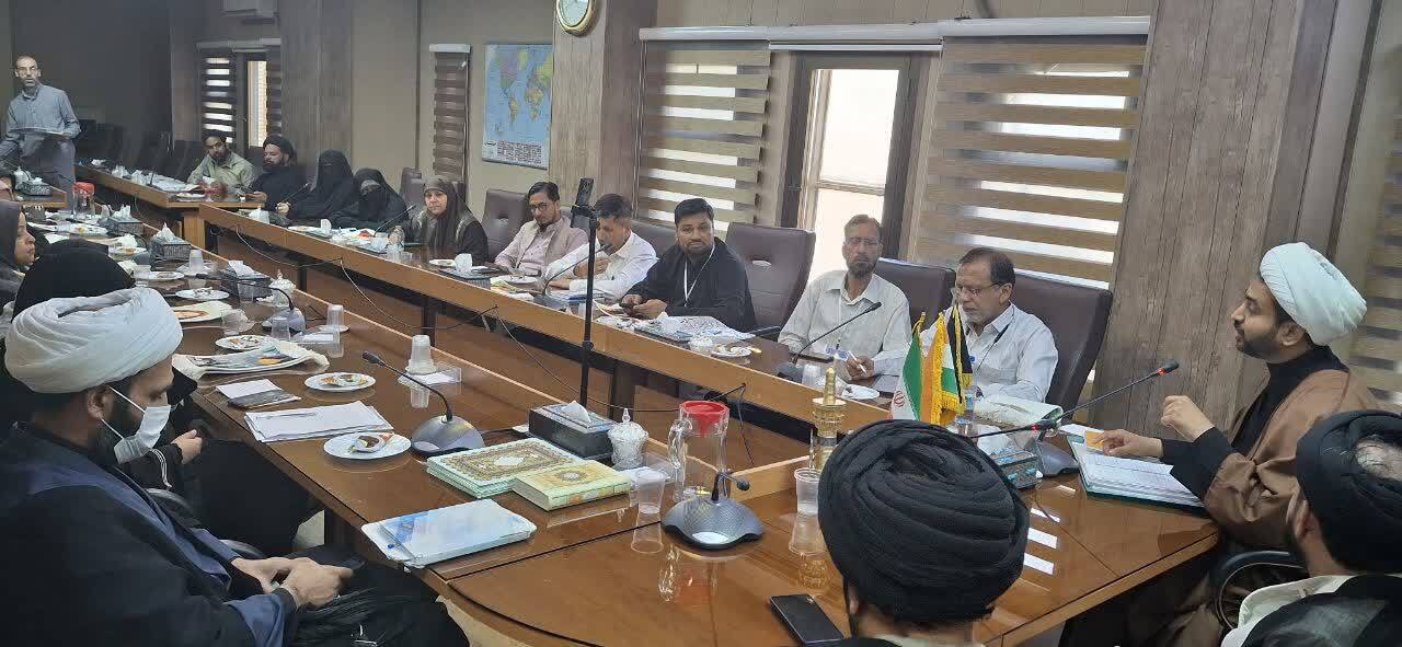 نسبت حق و تکلیف در منظومه فلسفه سیاسی امام خامنهای نسبت حق و تکلیف در منظومه فلسفه سیاسی امام خامنهای