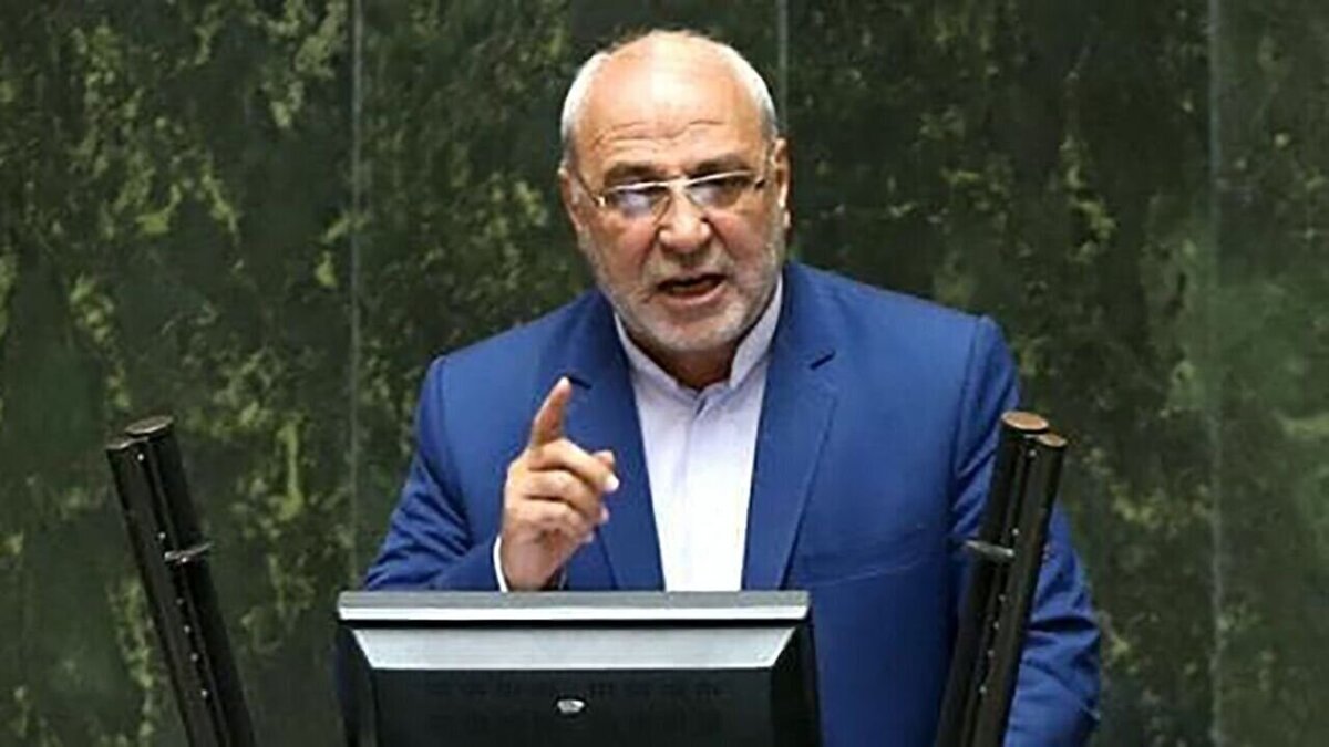 مصوبه بنزینی دولت در کمیسیون انطباق بررسی شود