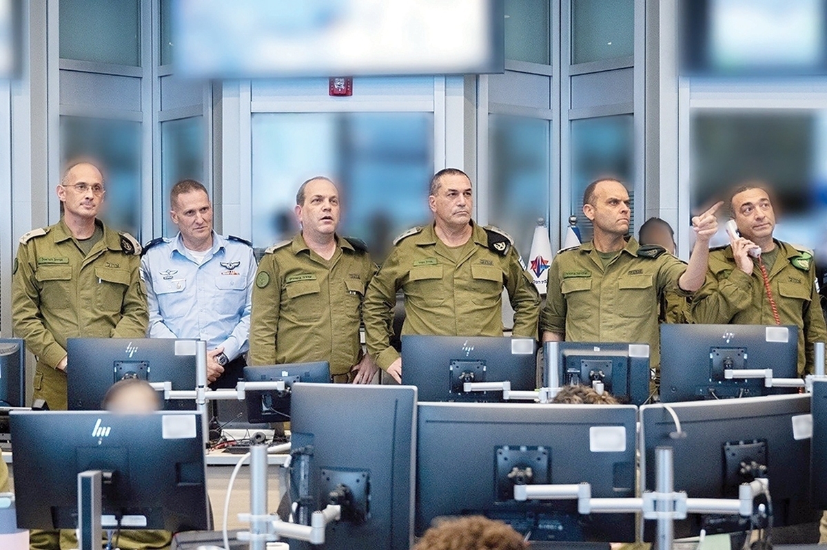 ۷ اکتبری که تمام نشده