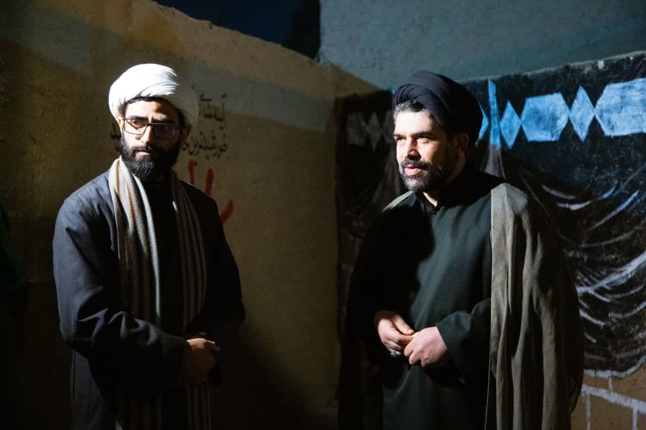 پنجمین سوگواره تجسّمی چادرِخاکی در قم، به ایستگاه آخر رسید