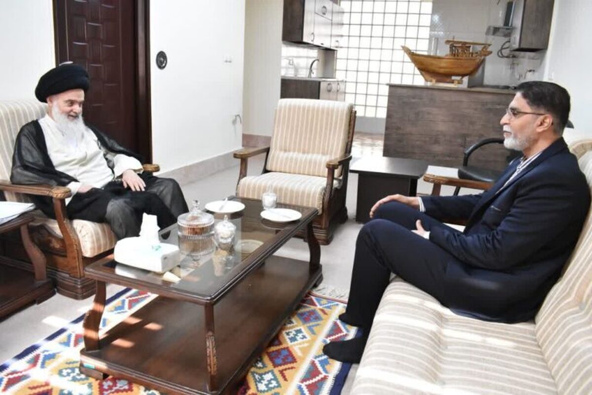 با وجود توطئه‌های گسترده، جوانان از انقلاب جدا نشده‌اند