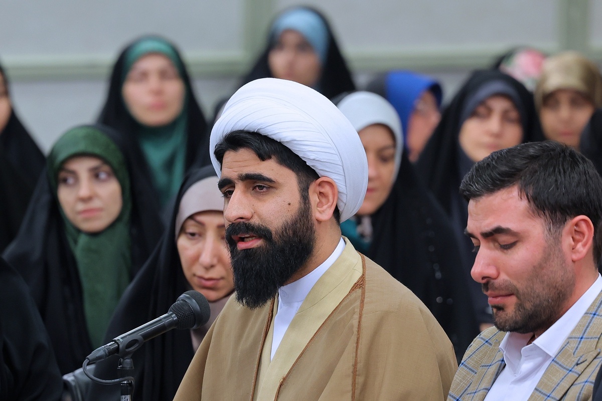 شاعر مداحی مشهور «بزن که خوب می‌زنی»؛ یک روحانی فعال در عرصه شعر آیینی