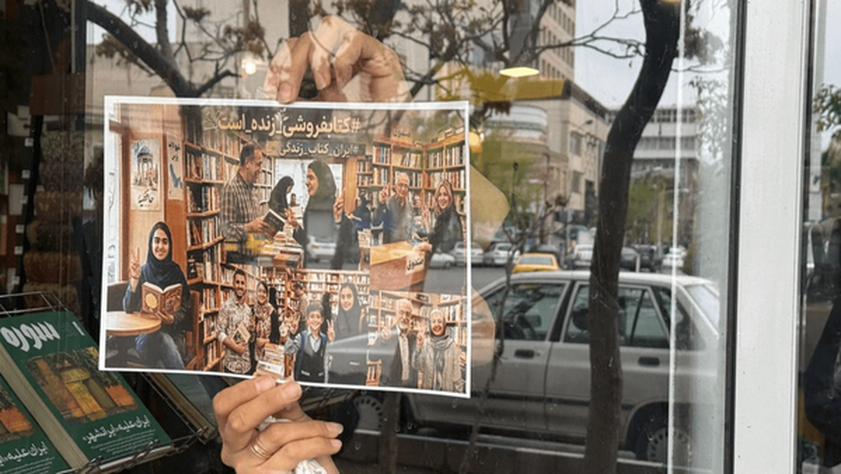 روایتِ دید و بازدید سنگرهای کاغذی در قلبِ تهران
