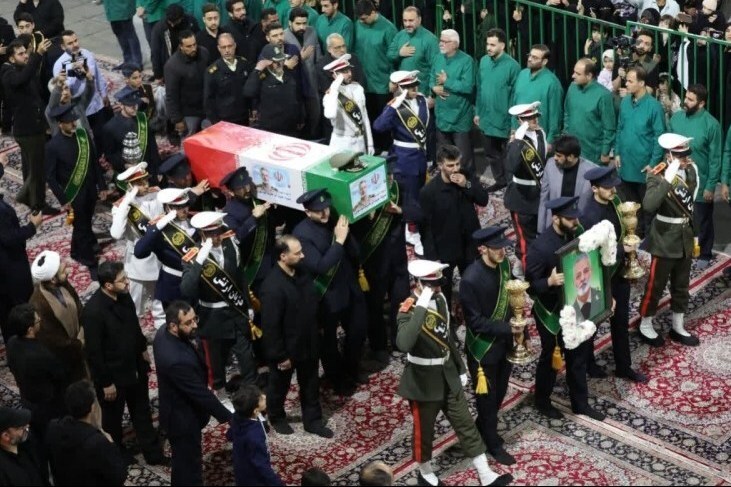 شبی ماندگار در قم؛ وداع باشکوه با سپهبد شهید موسوی در حرم