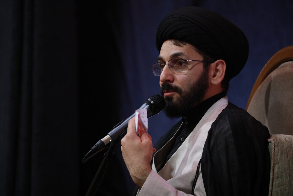 اعتماد به وعده های دشمن سبب خواری و حقارت خواهد شد